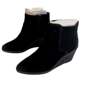 NWT Frye and Co. Women's Leather Boot - Wedge - Size: 7